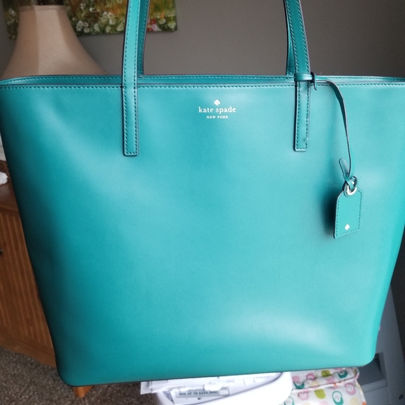 Kate Spade Large Tote - Picture 7 of 7